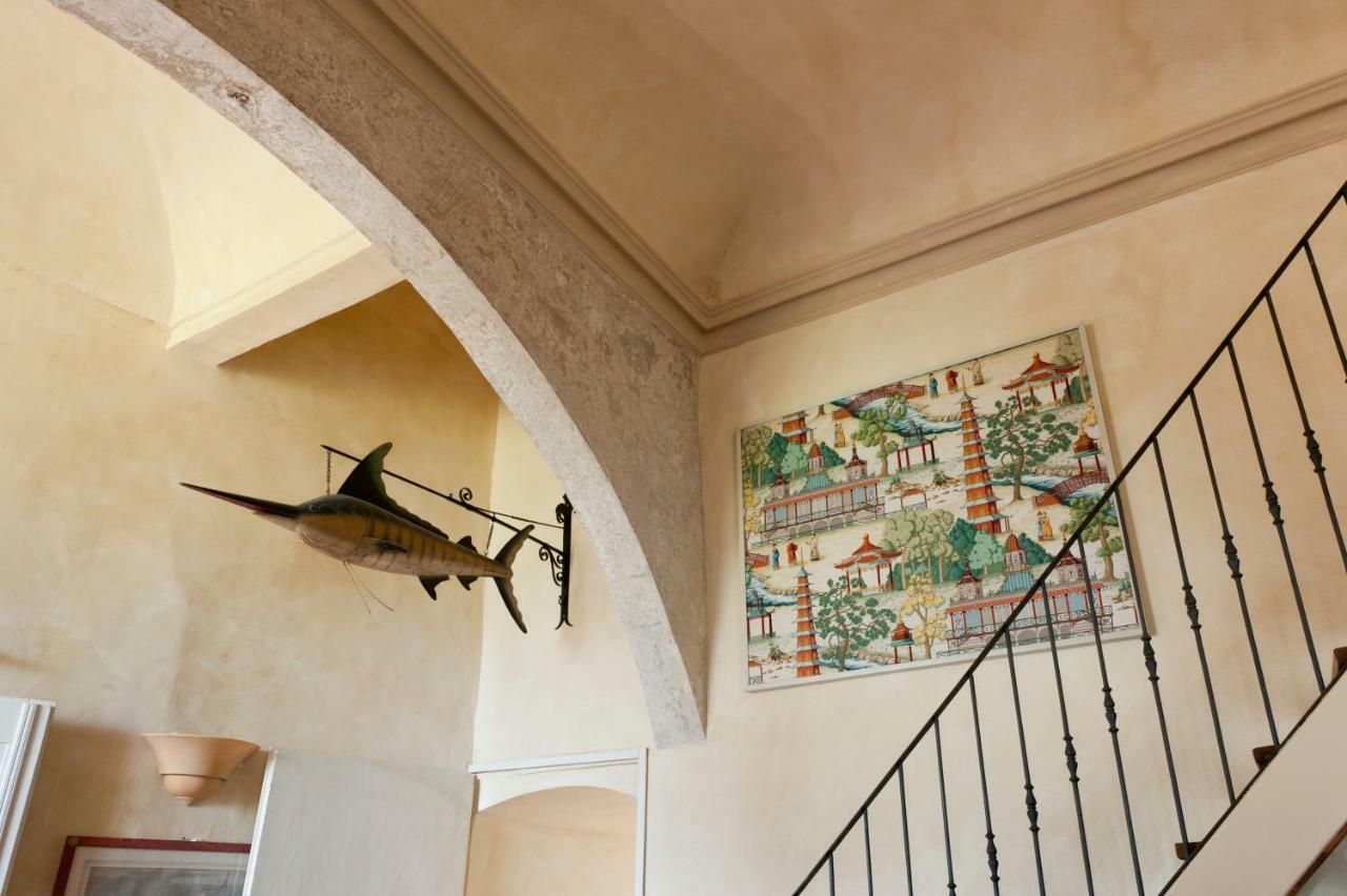 Castello Di Rocca Grimalda Guest House ภายนอก รูปภาพ